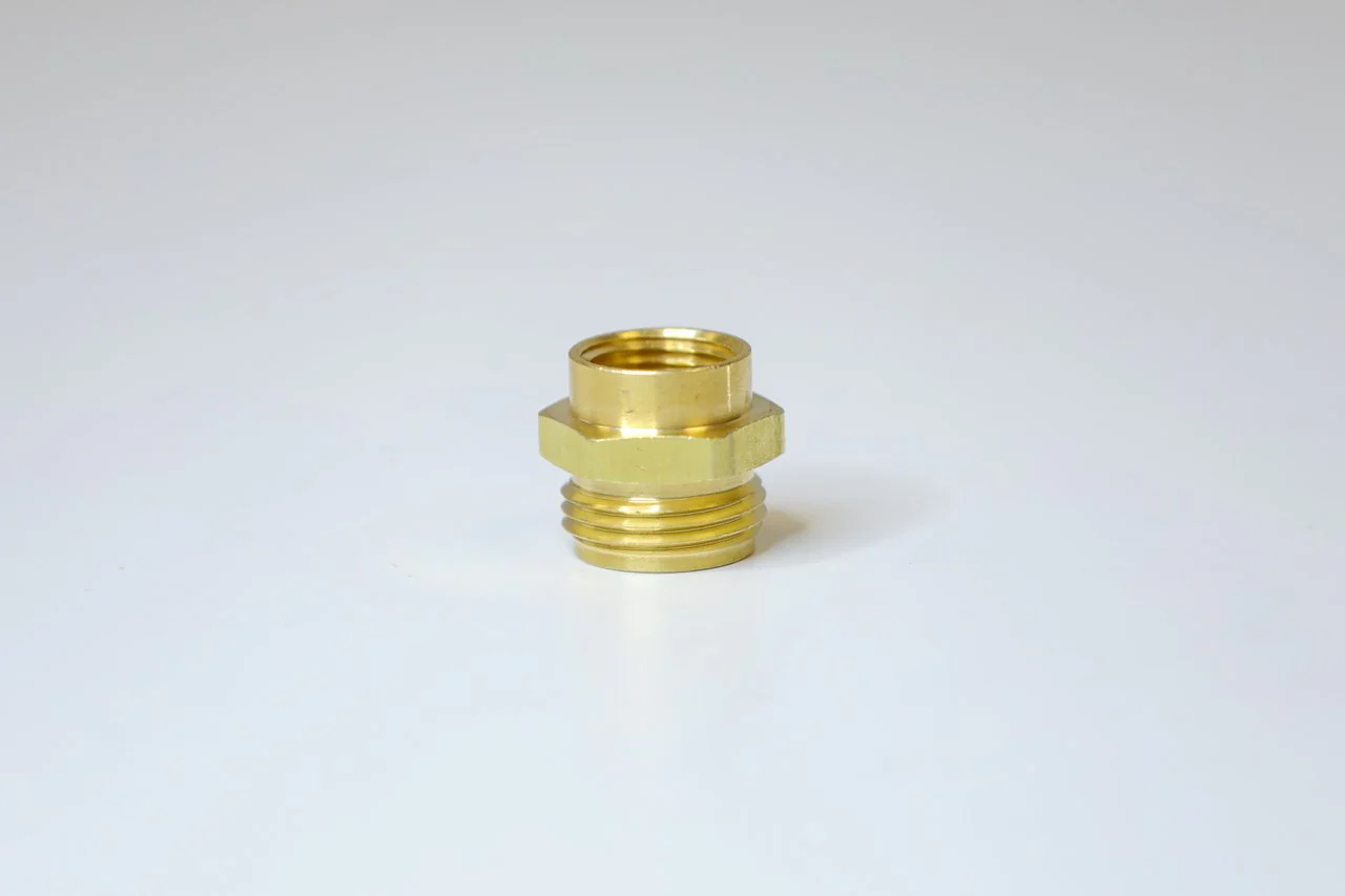 Outlet 1/2" FNPT x 3/4" MGHT - Image 3