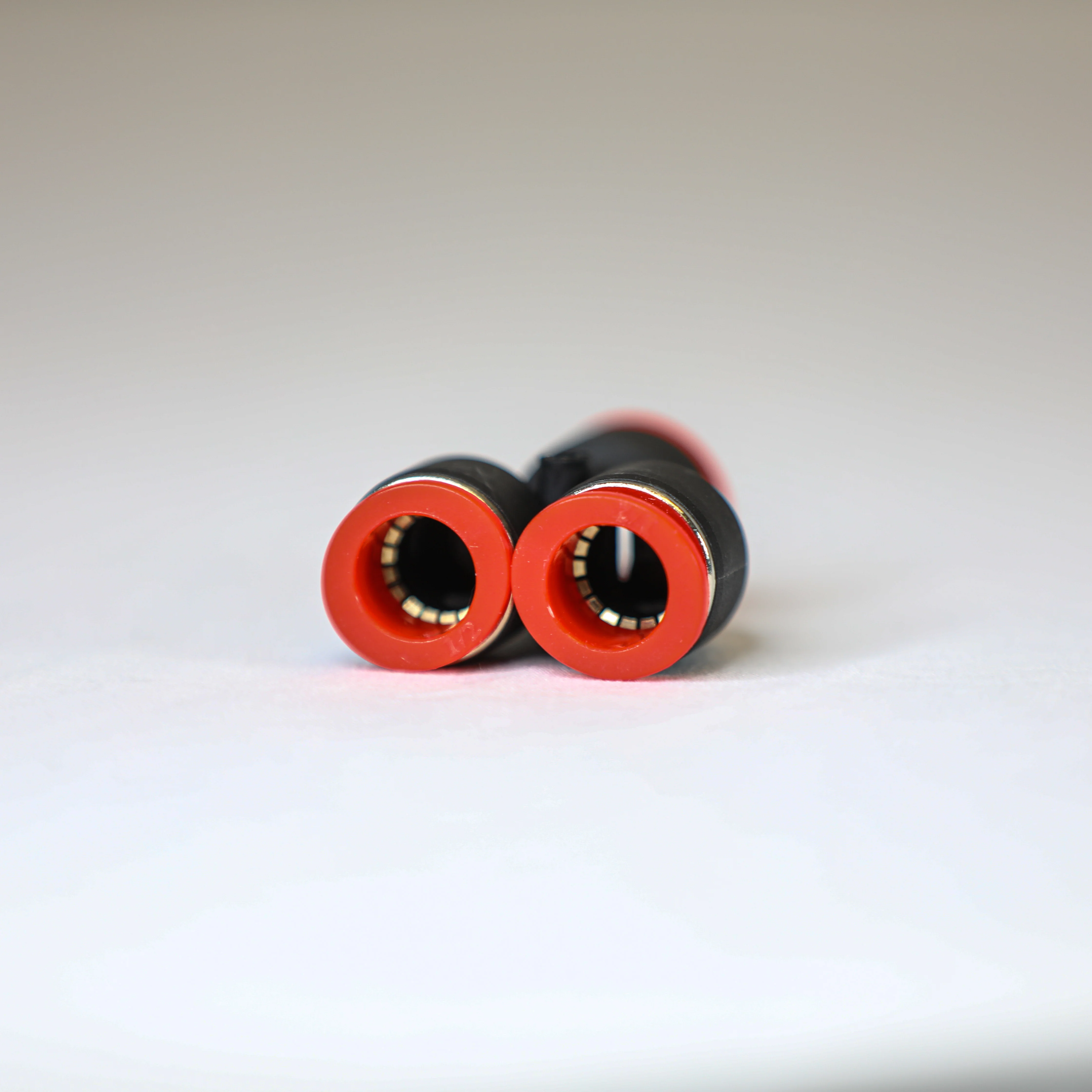 1/2 x 1/2 inch Y Divider Splitter - Image 3