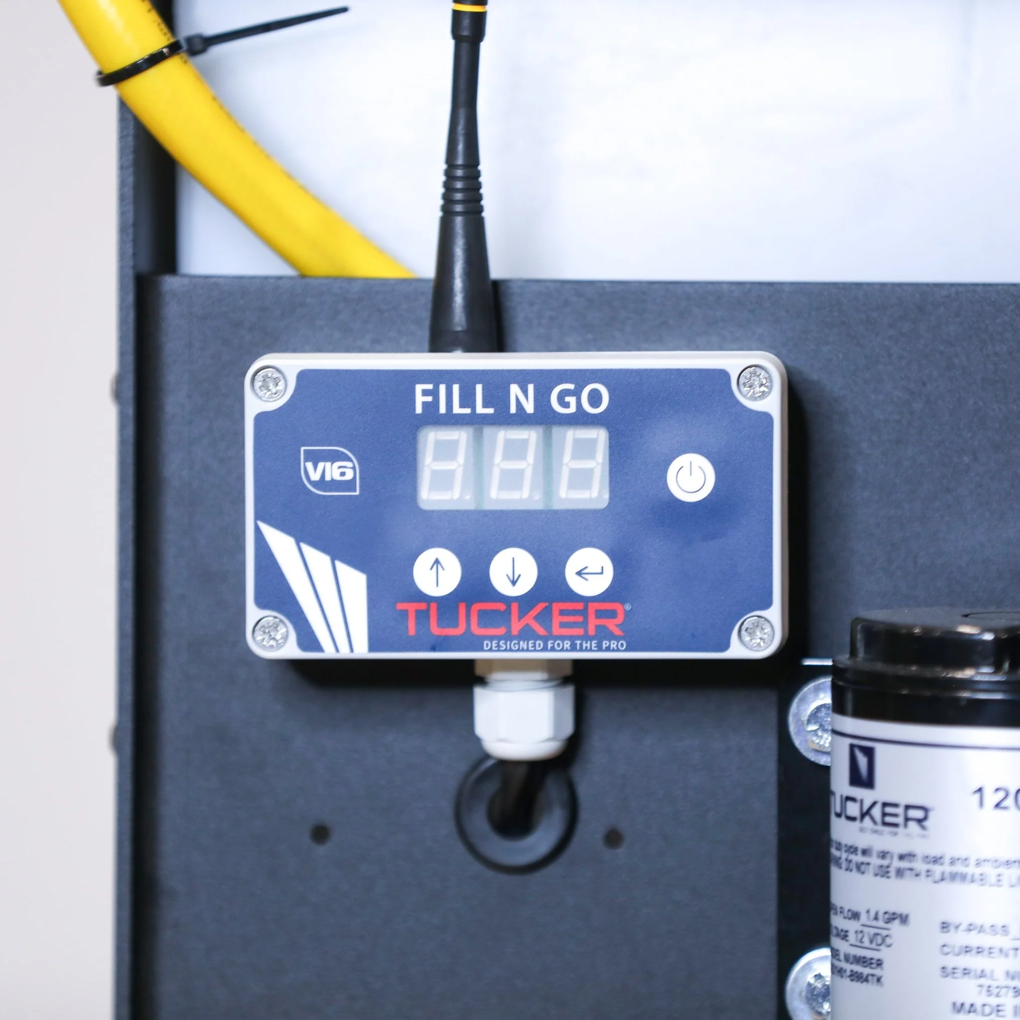 Tucker® Fill N Go Delivery Single User - Image 9