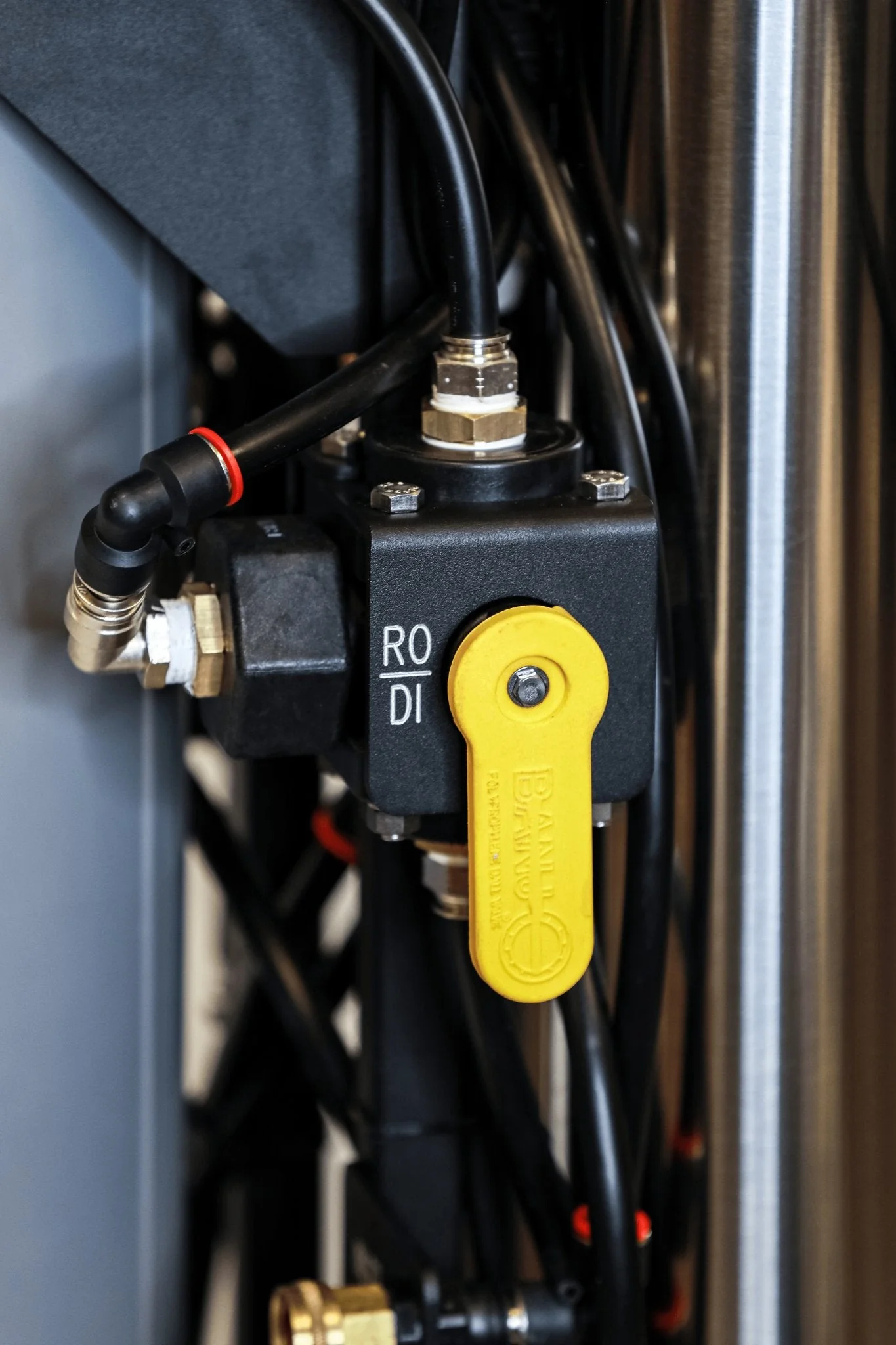 Tucker® Max Output 5-Stage RO/DI System - Image 12