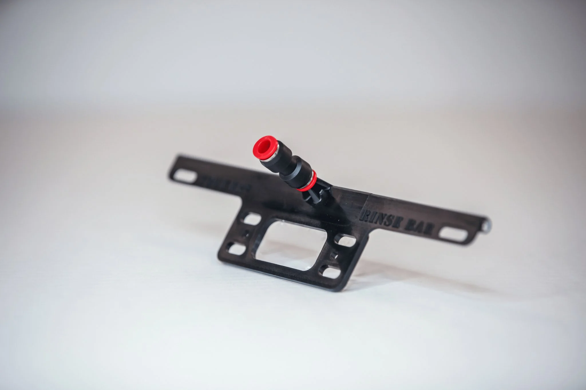 Tucker® Over the Top Rinse Bar Small - Plastic - Image 3